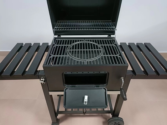 il BARBECUE del carbone del peso 40kg griglia la griglia di campeggio portatile a 23,7 pollici con le ruote